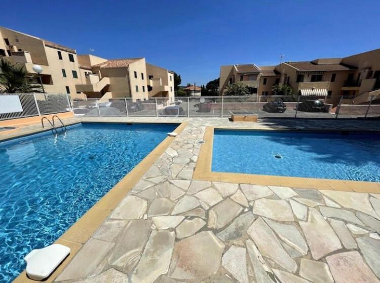 Studio Avec Terrasse Et Piscine Bandol Εξωτερικό φωτογραφία
